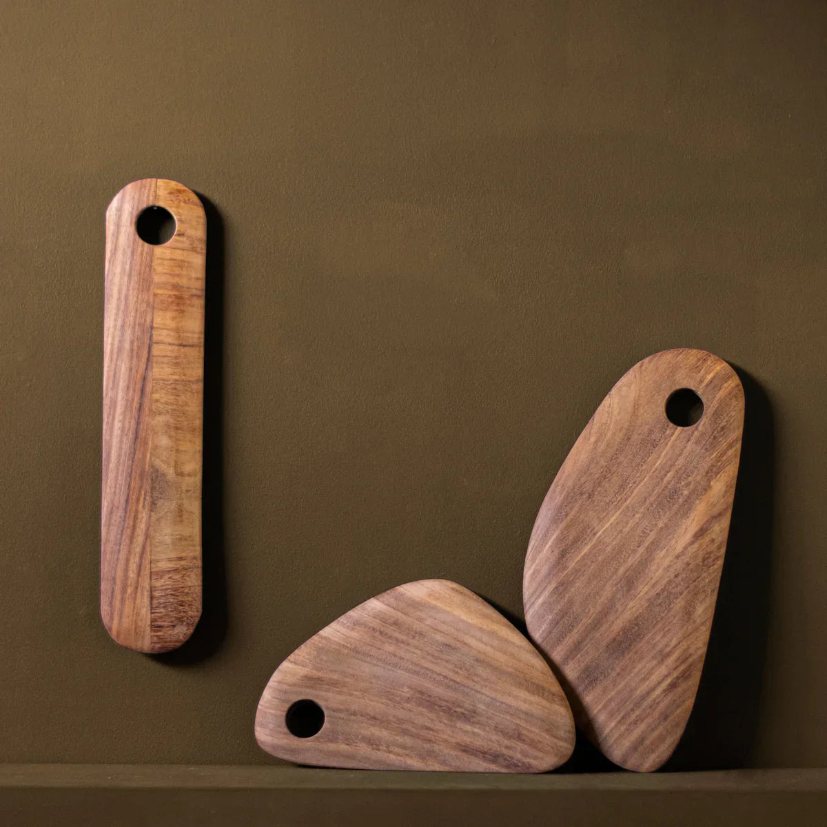 Tzul Large Conacaste Wood Cutting Board