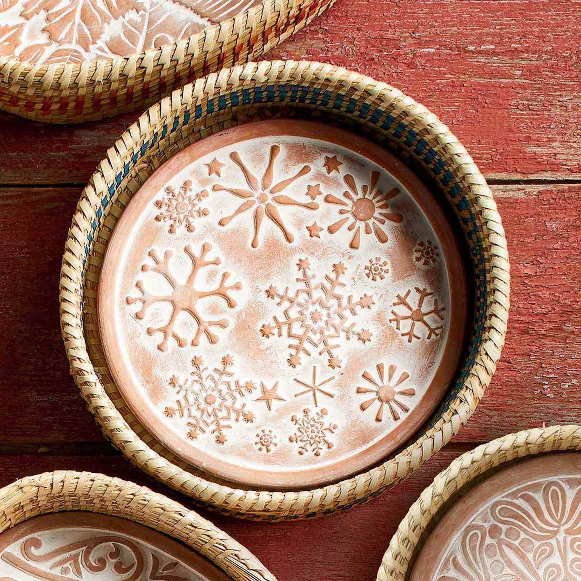 Snowflake Bread Warmer & Basket Set