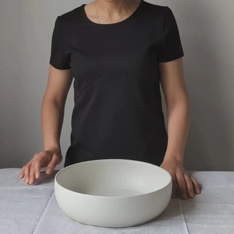 Hand-carved Stoneware Serving Bowl - 60 oz