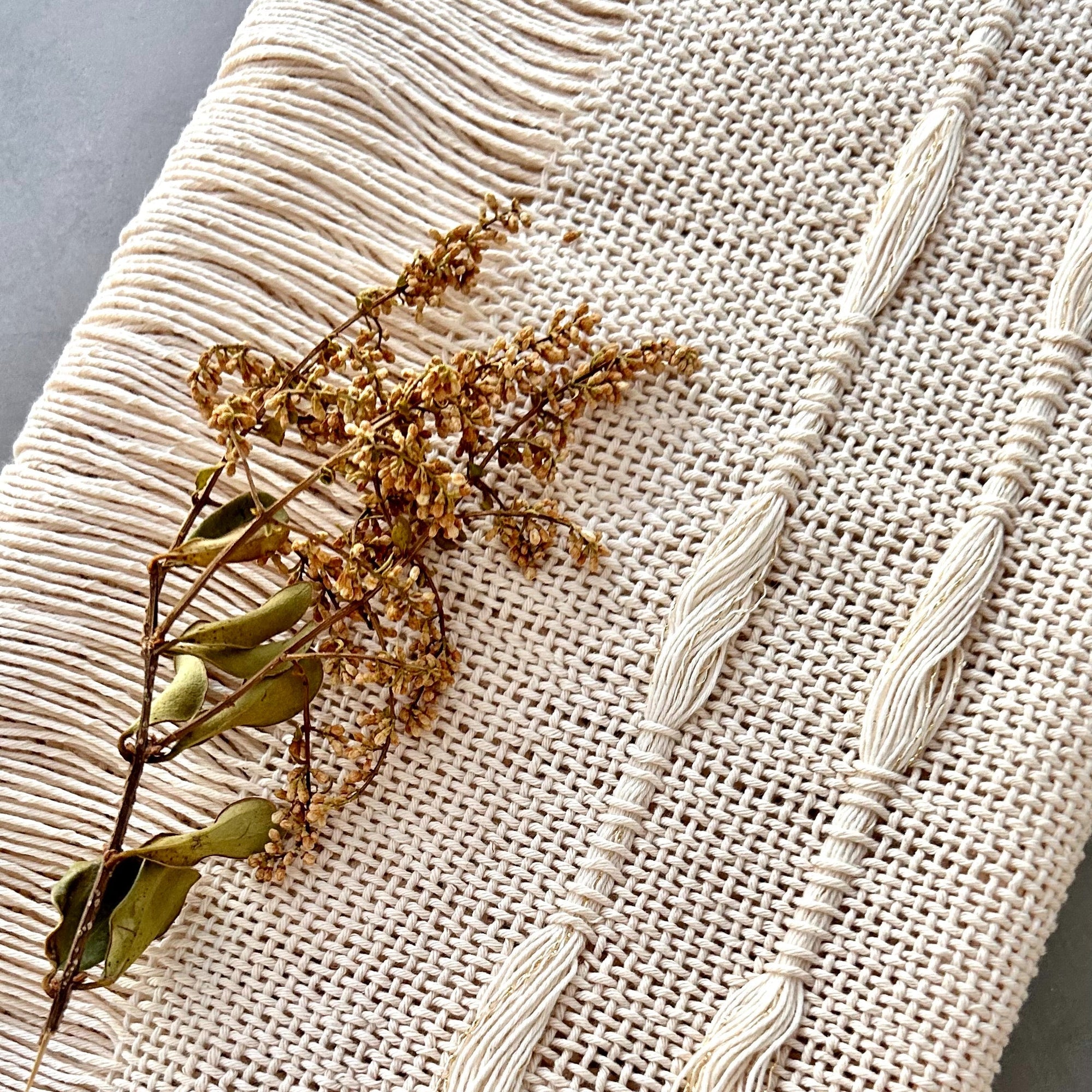 Beautiful Linen Table Runners