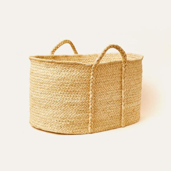 Braided raffia floor basket - basket collection at Better World Bio