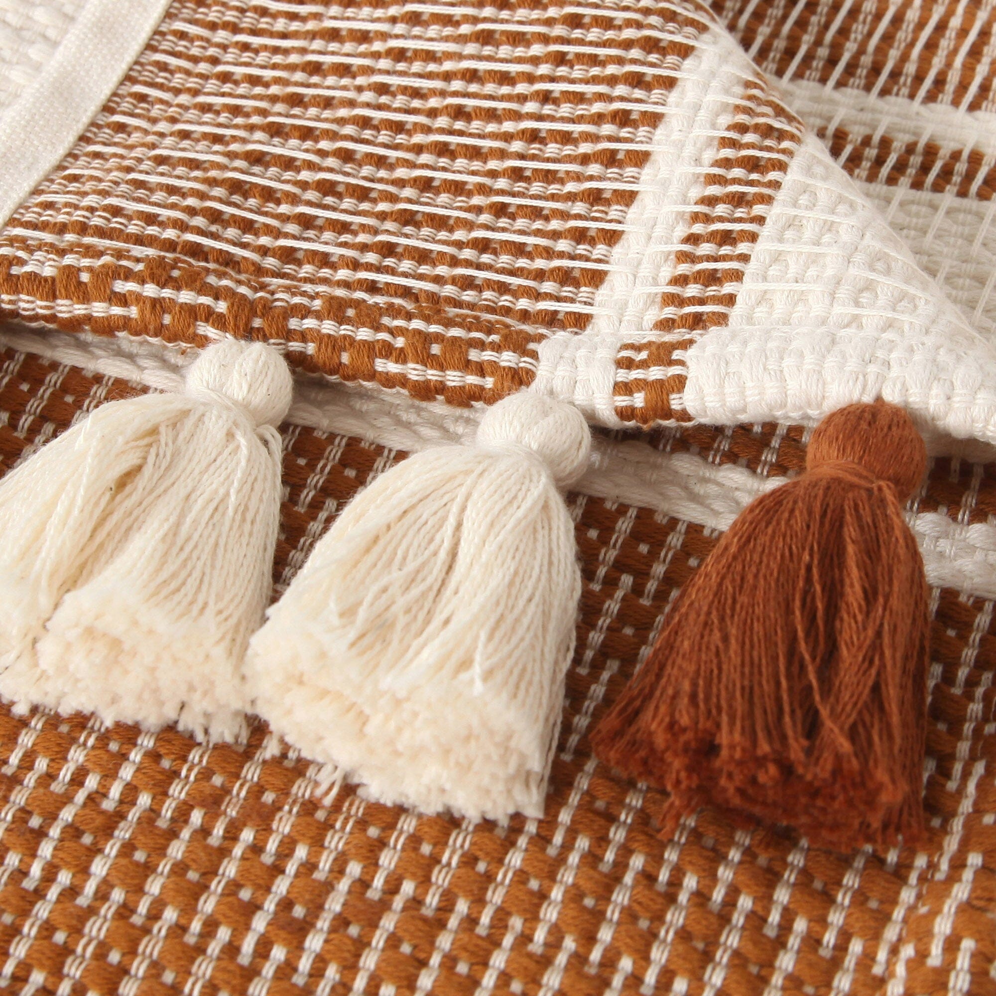 Pom Pom Bath Mat