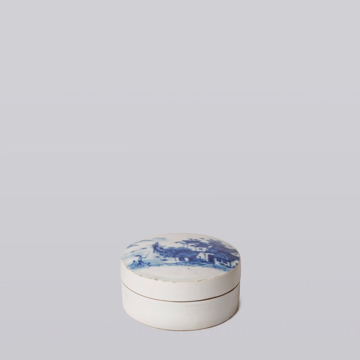 River Landscape Porcelain Ink Box – Blue &amp; White