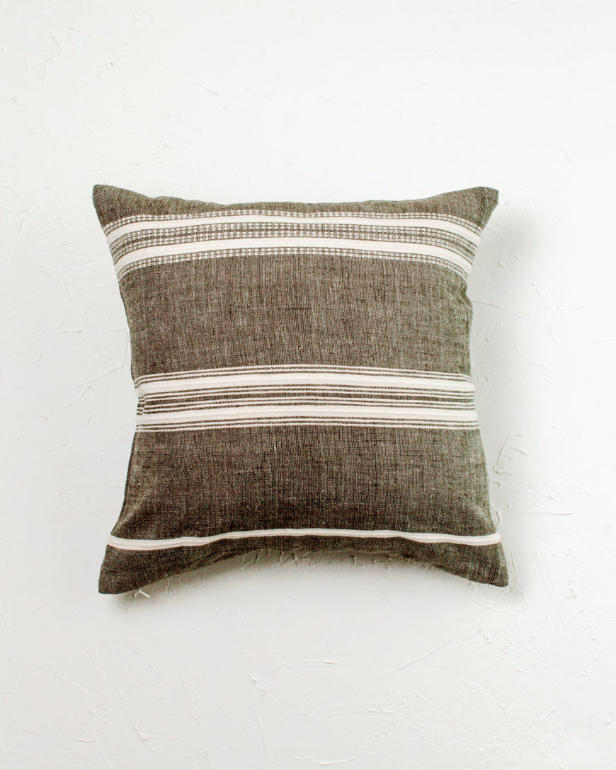 18&quot; Aden Throw Pillow