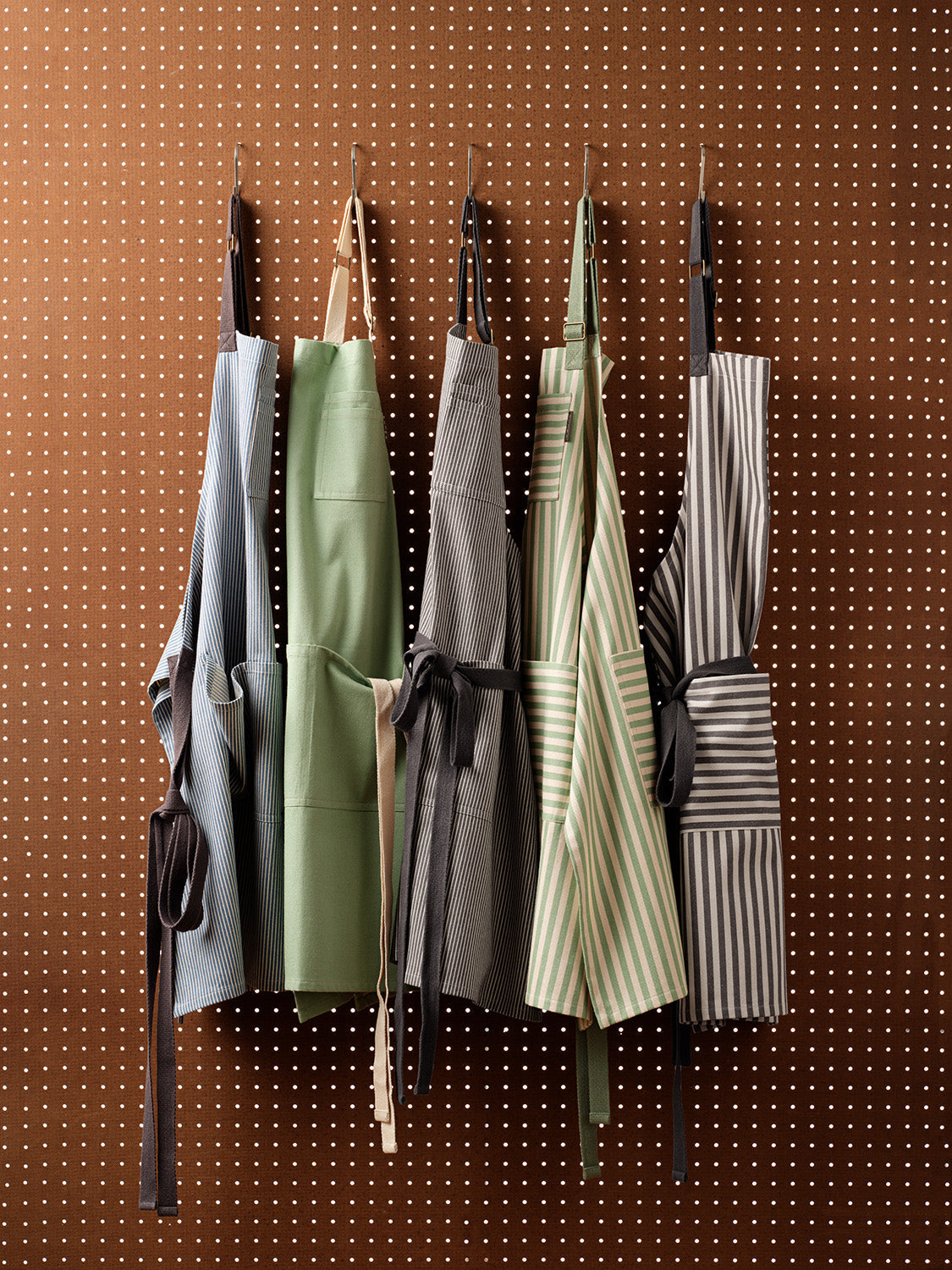 Cotton Bib Apron with Pockets
