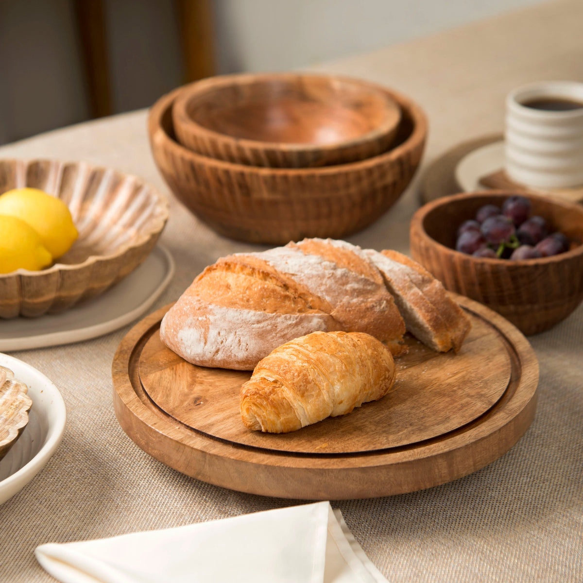 Mango Wood Rotating Cake Stand