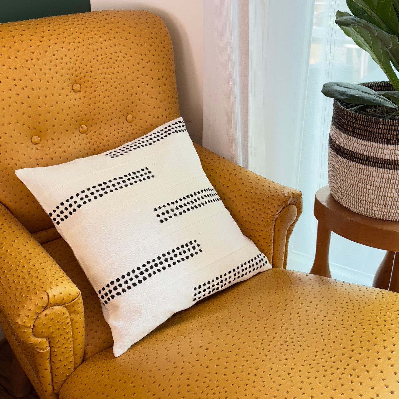 Mbare Boho Dots Sadza Pillow Cover - Thumbnail 3