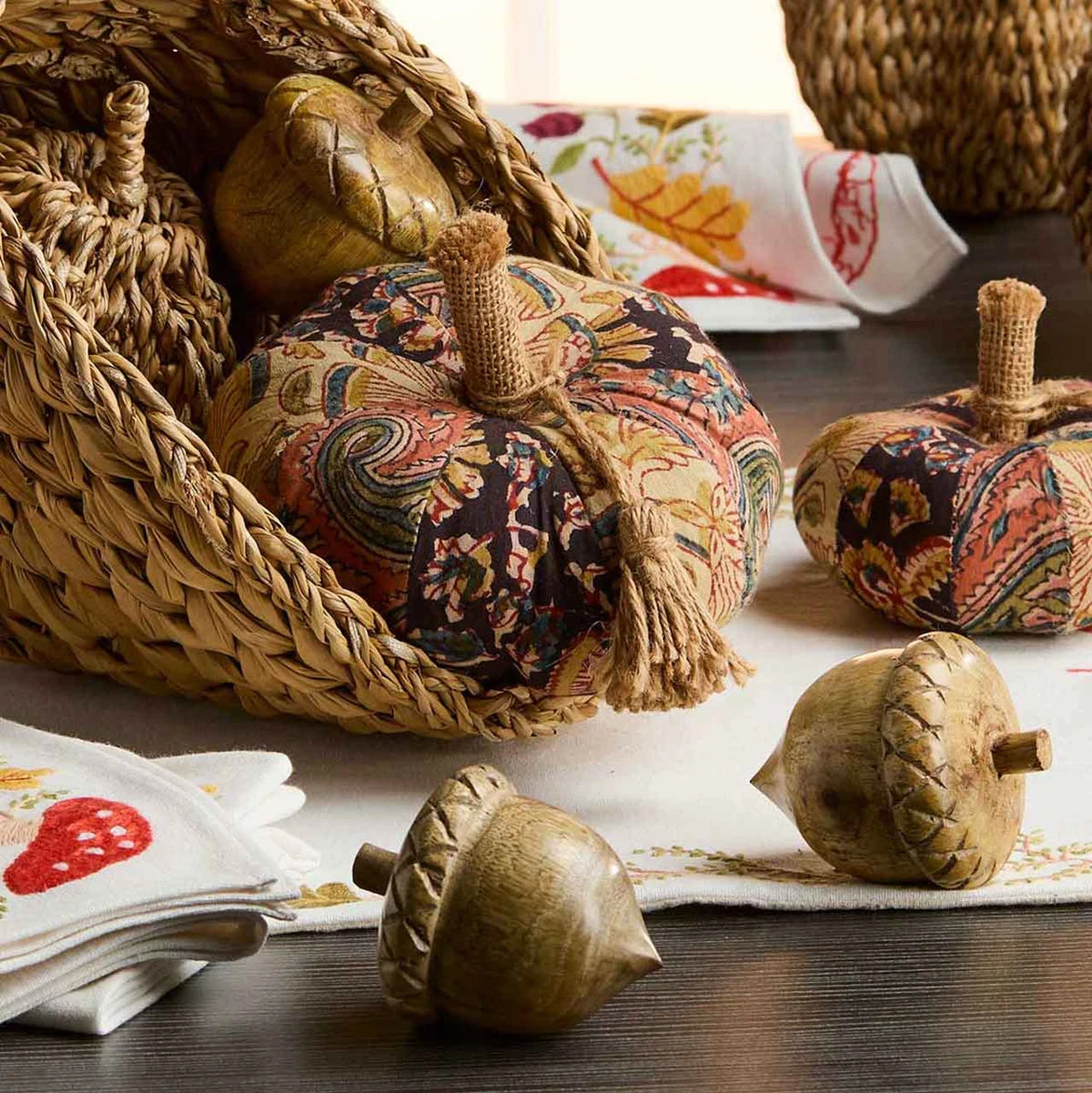 Carved Wooden Acorns – Set of 3