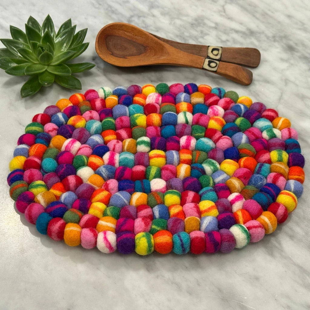Felt Casserole Trivet - Rainbow Tie Dye